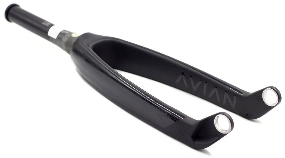 Avian Versus Tapered Carbon Fork 24" - Pedal Champ