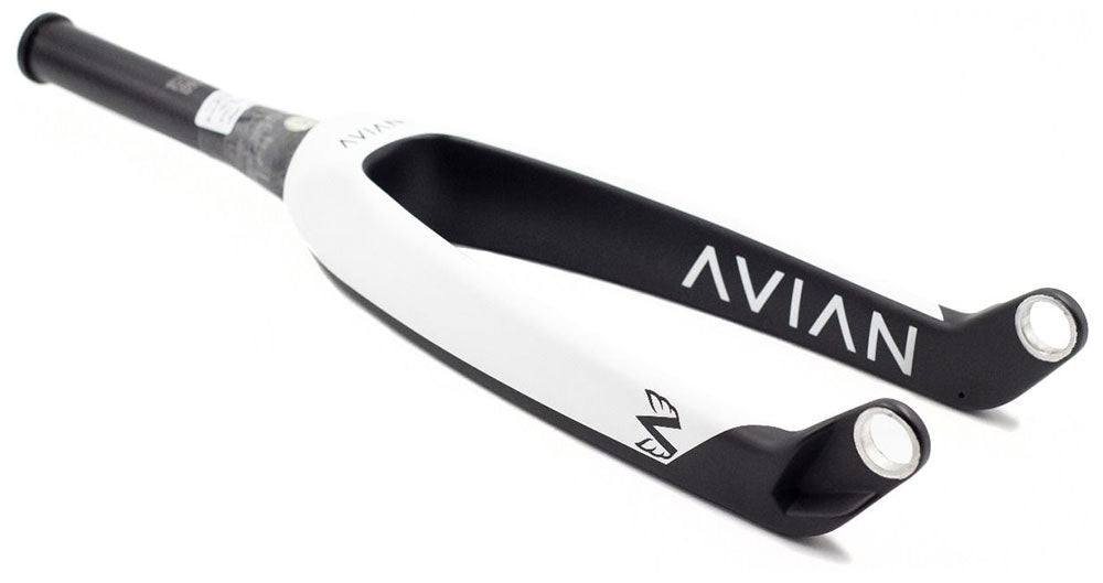 Avian Versus Tapered Carbon Fork 20mm dropout - Pedal Champ