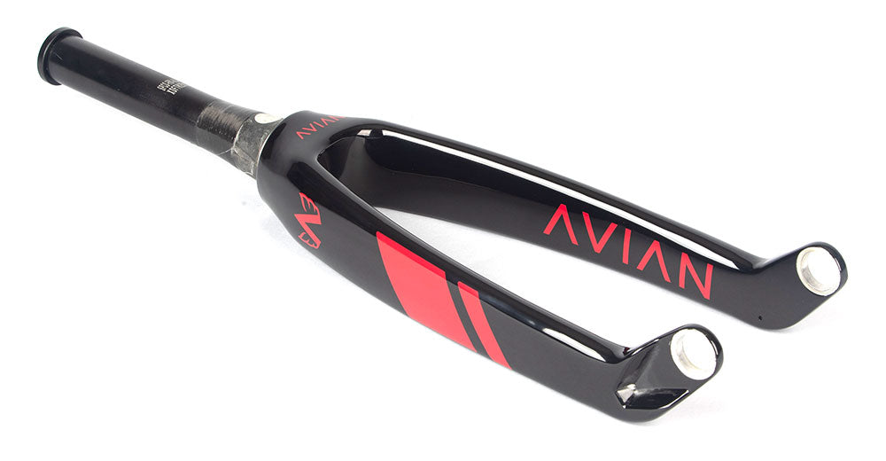 Avian Versus Tapered Carbon Fork 20mm dropout - Pedal Champ